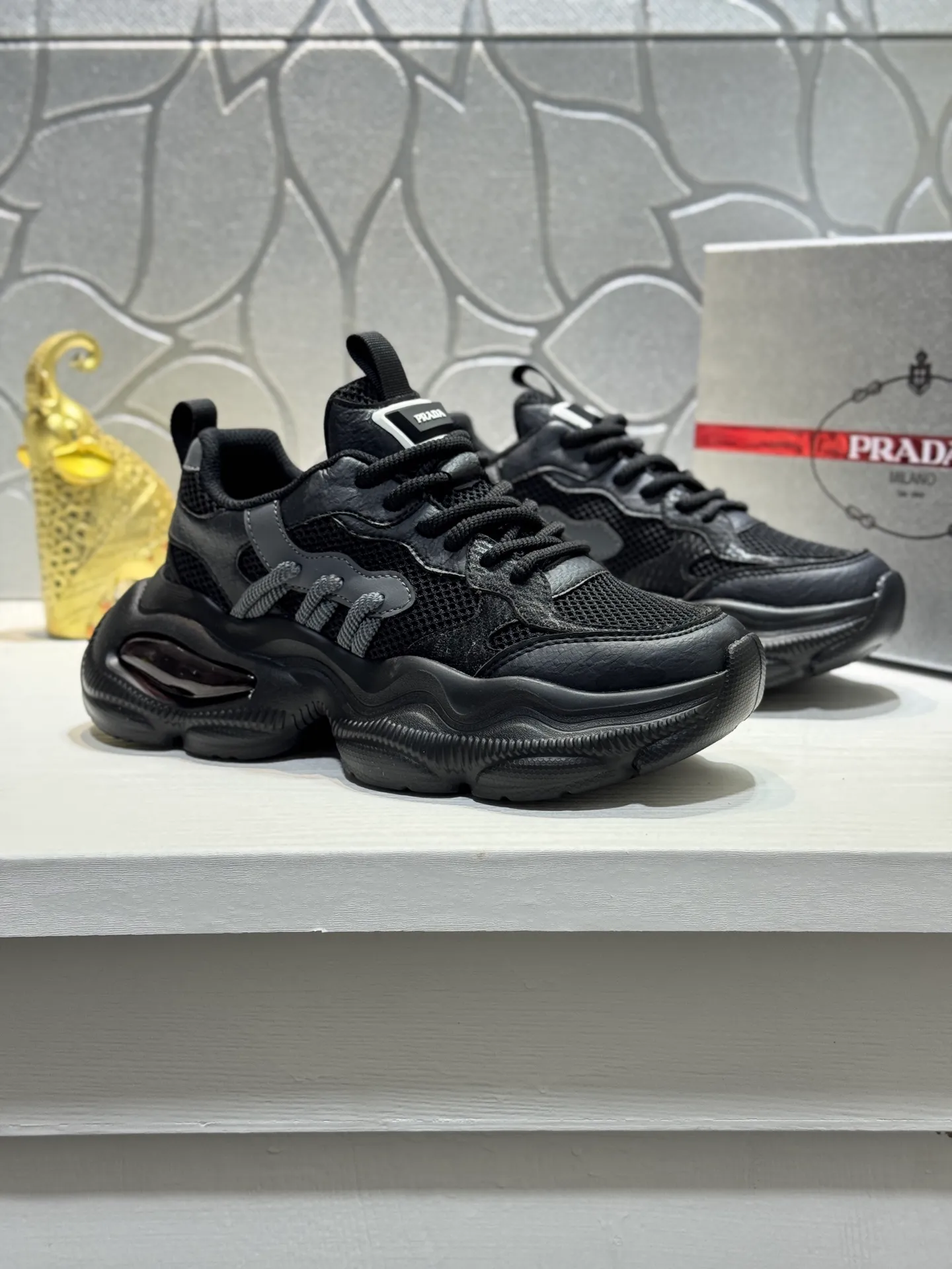 Men's Men's Shoes 💰440 [New Style] 🐬🐬 High-end boutique-Prada/Prada counter latest sports shoes are shipped, you know the leading counter model. Made of selected cowhide stitching fabrics. Lining: Mesh lining. High-end air cushion molded non-slip rubber outsole, exquisite lines, simple and elegant, comfortable and high-end for leisure travel. Size: 38-45<45 customized
